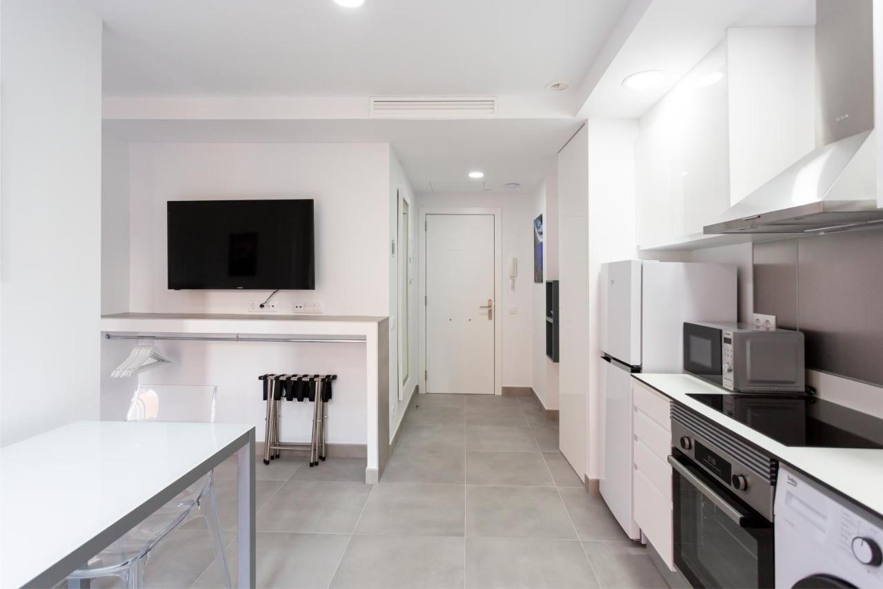8 Lacus Baikal L’Hospitalet de Llobregat Exterior foto